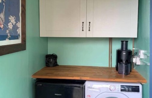King's Stanley House | Manor Farm Annex with enclosed, private Garden