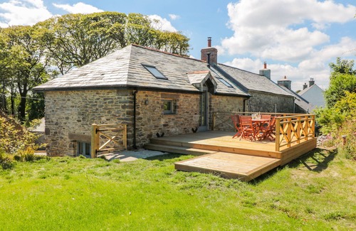 Camelford Cottage | MANOR HOUSE BARN, pet friendly, luxury holiday cottage in Camelford