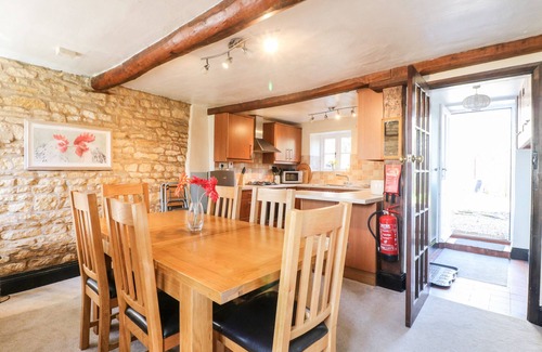 North Luffenham House | Manor View