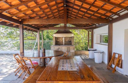 Tenorio House | Mansão com área gourmet e vista para a praia