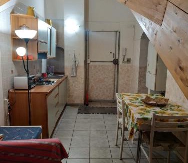 Historic Centre Apartment | Mansarda Arel