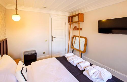 Adalar Hotel | Mansion Miliá