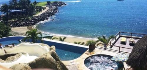 Peninsulas de Santiago Apartment | manzanillo villas del palmar