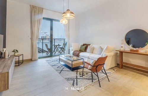 Dubai Apartment | Manzil - 1BR Home in Port de la Mer w Lake Access