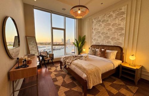 Palm Jumeirah Apartment | Manzil - 3BR in Palm Jumeirah with Private Beach Access & Sea View