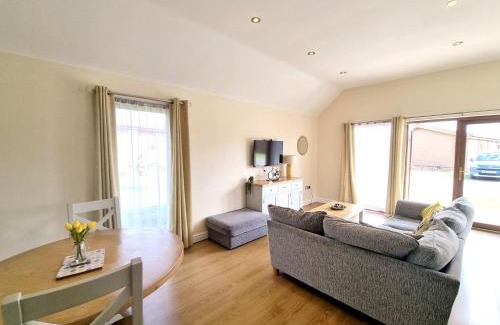 Fitling House | Maple 20