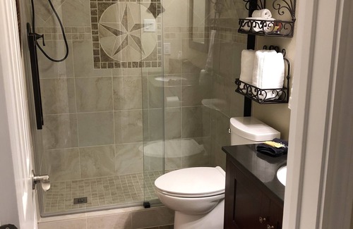 Tomball Bed & Breakfast | Maple Creek Bed and Breakfast