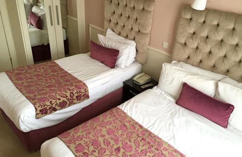 Glasnevin Hotel | Maples House Hotel