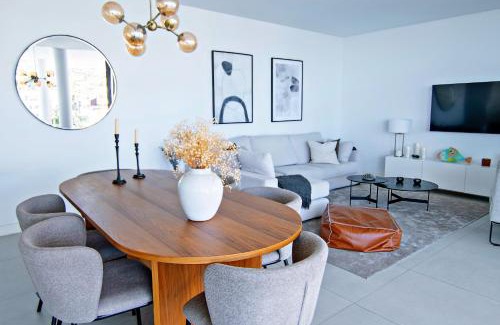 Fuengirola Apartment | Mara's Apartments Higuerón West - Garden Villa - 246 m2 of Private Terrace & Garden - Like a House