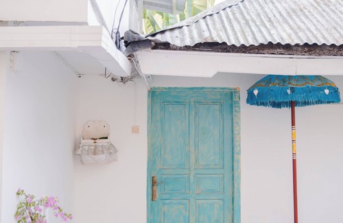 Legian Villa | Mara Villa Seminyak, 3 bedroom, 3 Bathroom, open living room, private pool.