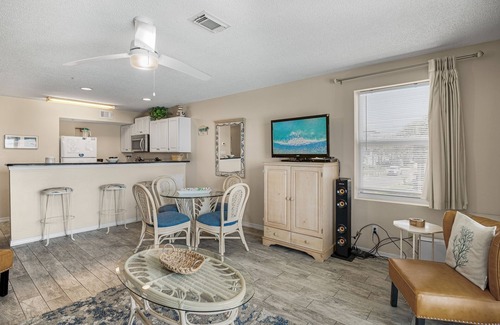 Miramar Beach Condo | Maravilla 2213 ~ Ocean Views, Gulf-Front Destin Condo, Balcony w/Seating