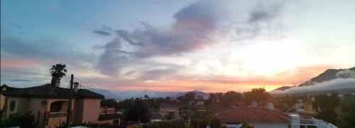 Marbella House | Marbella别墅独立房带泳池