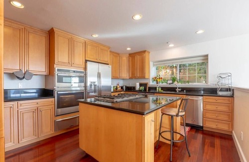 Edgemar - Pacific Manor House | @ Marbella Lane - Top Coastline Views | Ldry + P