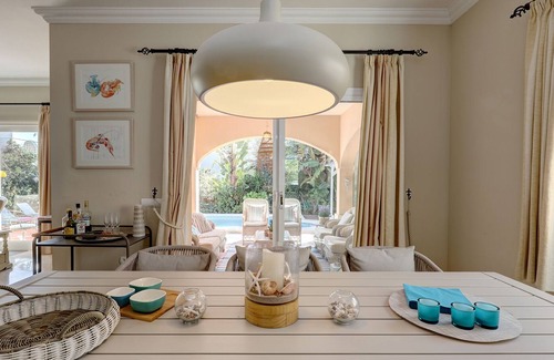Artola Villa | Marbella Private villa /private heated pool. Jacuzzi on request. Beach side