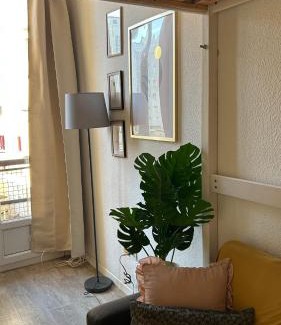 Quartier des Eaux-Claires Apartment | Marbeuf - Lao Immo