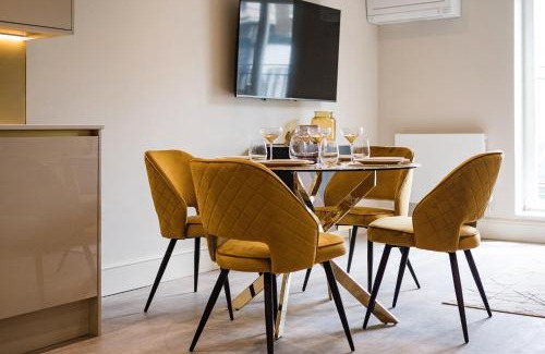 City of Westminster Apartment | Marble Arch Suite 5
