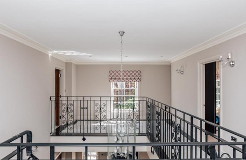 Henley-on-Thames House | Marble House - Heated Indoor Pool, Gym, Cinema
