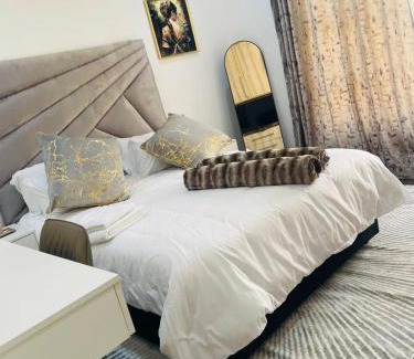 Louis Trichardt House | Marble Nights Guesthouse and spa Elim