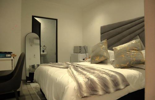 Louis Trichardt House | Marble Nights Guesthouse and spa Elim