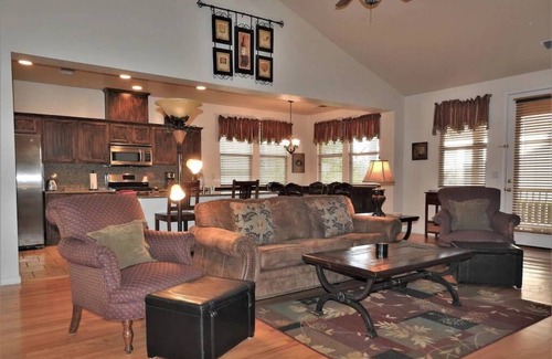 Angels Camp House | Marble Springs Cottage-three bedroom beauty