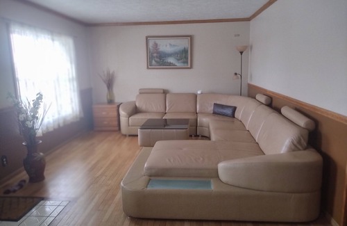 Marcellus House | Marcellus Lake House on Saddlebag Lake