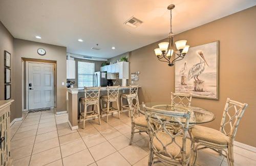 Marco Island Apartment | Marco Island Condo with Shared Pool and Hot Tub!