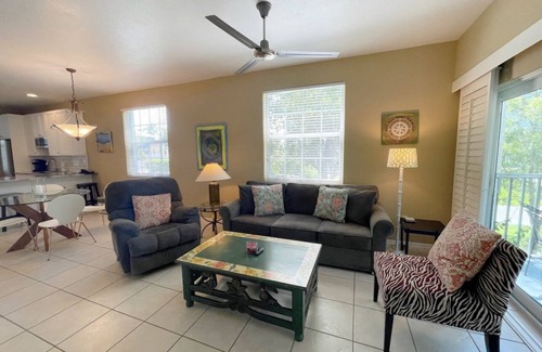Marco Island Condo | Marco Island Gem! 2 bedroom 2 bath, sleeps 6!