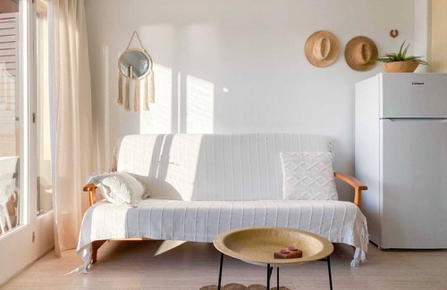 Mas Pinell Apartment | MARE NOSTRUM: Apartment 3 min from the beach
