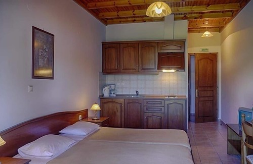 Agios Georgios Pagon Apartment | Maria Studio 2 - right on the beach with sea views in the bay of Agios Georgios Pagi