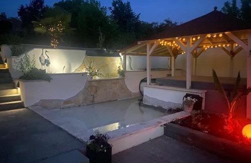 Mernye House | Maria Vendéghaz