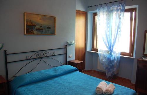 Castellina in Chianti House | Mariani Bed & Breakfast