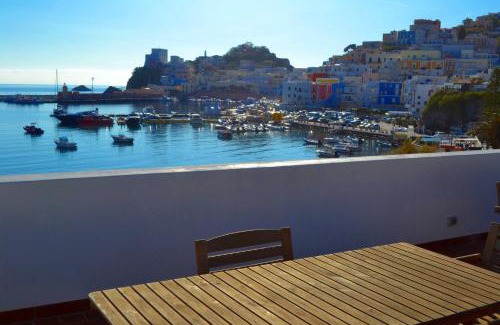 Ponza Apartment | Maridea - Spiaggia Sant' Antonio
