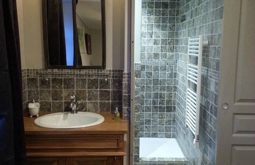 Saint-Haon-le-Chatel House | MARIE room of the Saint Jacques relay