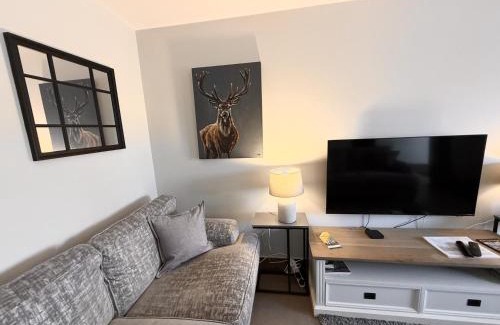New Forest District House | Marigold Cottage