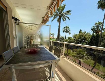 La Celle-sous-Gouzon Apartment | Marilyn Beach - Vue mer, terrasse, garage privé