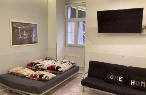 Pecs Apartment | Marilyn City Center