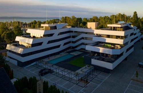Balatonszemes Apartment | Marina Apartman Hotel