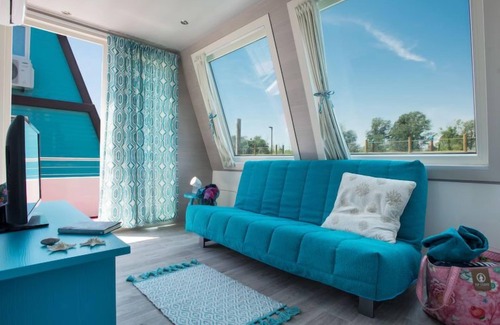 Lignano Sabbiadoro House | Marina Azzurra Resort by Interhome