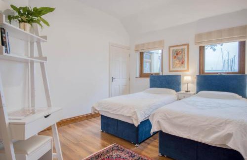 Neyland Apartment | Marina House Annex - 1 Bedroom - Neyland
