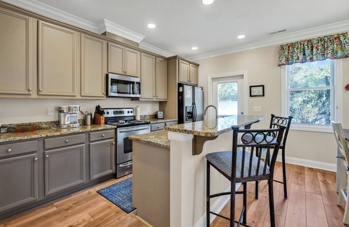 Southport House | Marina View Townhome
