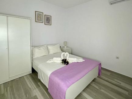 Nikita Apartment | Marinas Home
