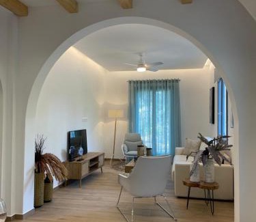 Votsi Apartment | Marine's luxury home