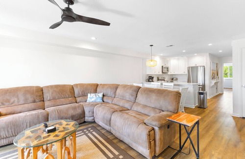Isle of Palms Villa | Mariner's Walk 5F - Ocean View Condo! Pool!