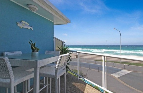 Mollymook Apartment | Mariners 5 - High quality apartments opposite Mollymook Beach and Beachside Golf Course