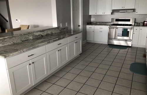 Willoughby Spit Cottage | Mariners Cove (4-Bedroom Cottage) - Pets Allowed by RedAwning