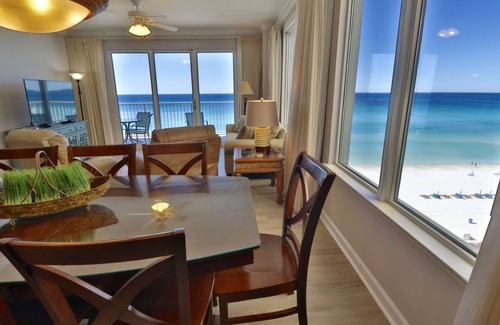 Long Beach Condo | Marisol 4 Br 3 Bath Sleeps 13*2 Sets of Beach Chairs included with rental