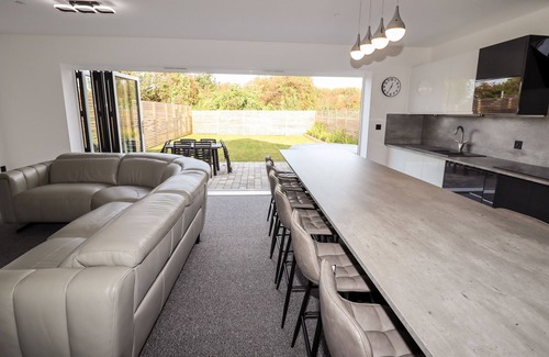 Llanasa Cottage | MARITOS, pet friendly, character holiday cottage in Talacre