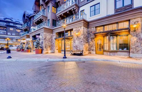 Beaver Creek Apartment | Market Square 201 by East West Hospitality