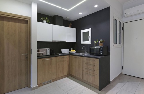 Mousio Apartment | Marnis10 3rd Modern Haven near Archaeological Muse