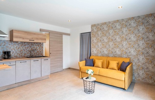 Beaucaire Apartment | Marquet Studio with Shared Garden – Peace, Comfort, and Provençal Charm in Beaucaire